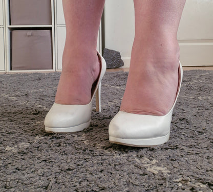 Sexy white Heels - Well Worn - UK6