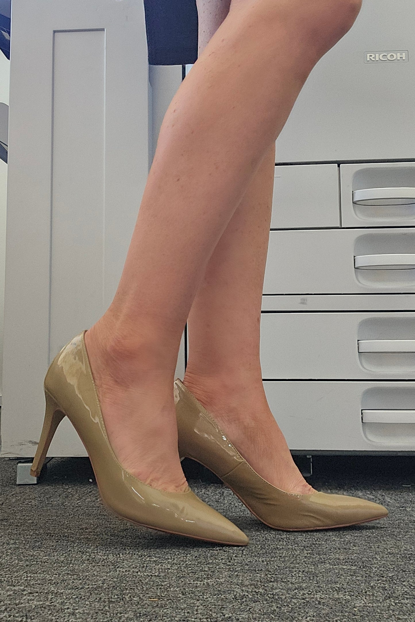 Beautiful Office Court Heels / UK5 / Well Worn