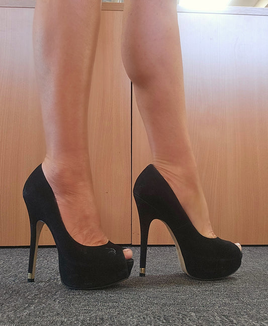 Office Peep Toe Suede Mega Heels / Well Worn / UK5