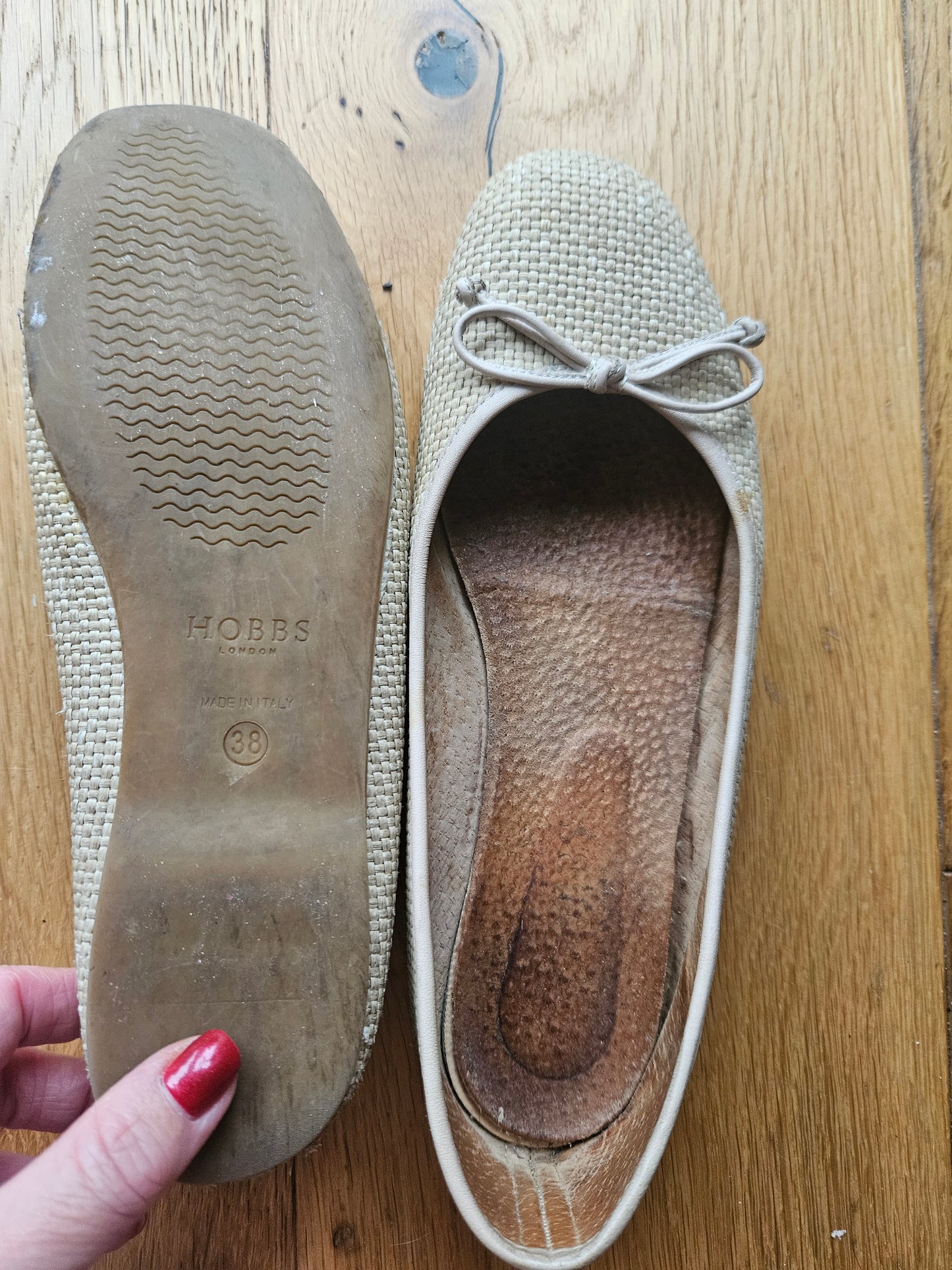 Hobbs Flats with sweat imprint / heavily worn / UK5