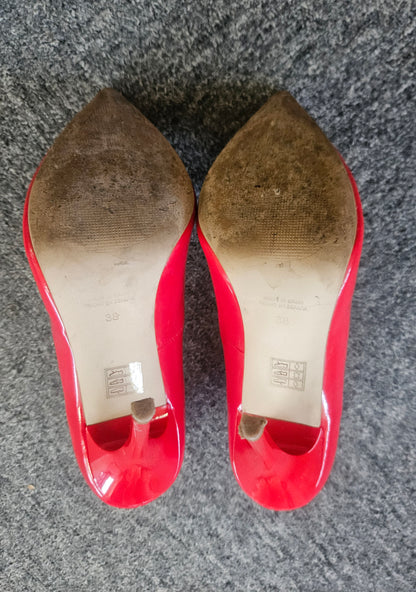 Stunning Red Patent Heels / UK5 / Heavily Worn