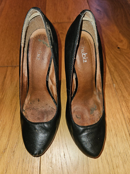 Trashed and Beautiful Black Heels, UK5